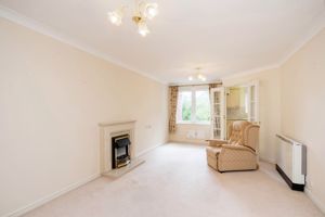 Lounge- click for photo gallery